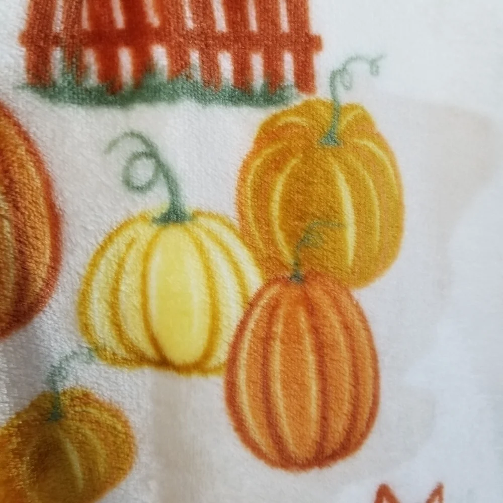 Fleece Throw Blanket NWT Plush Dogs Puppies Fall Pumpkin Patch Truck Sunflower